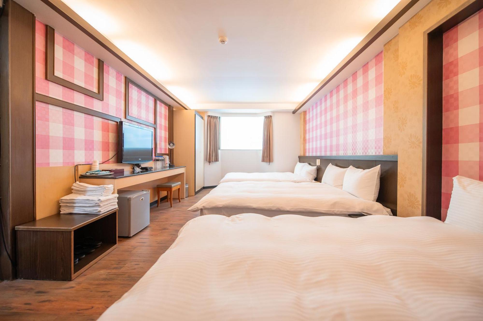 台中灣文旅 T C One Hotel เป่ยถุน ภายนอก รูปภาพ