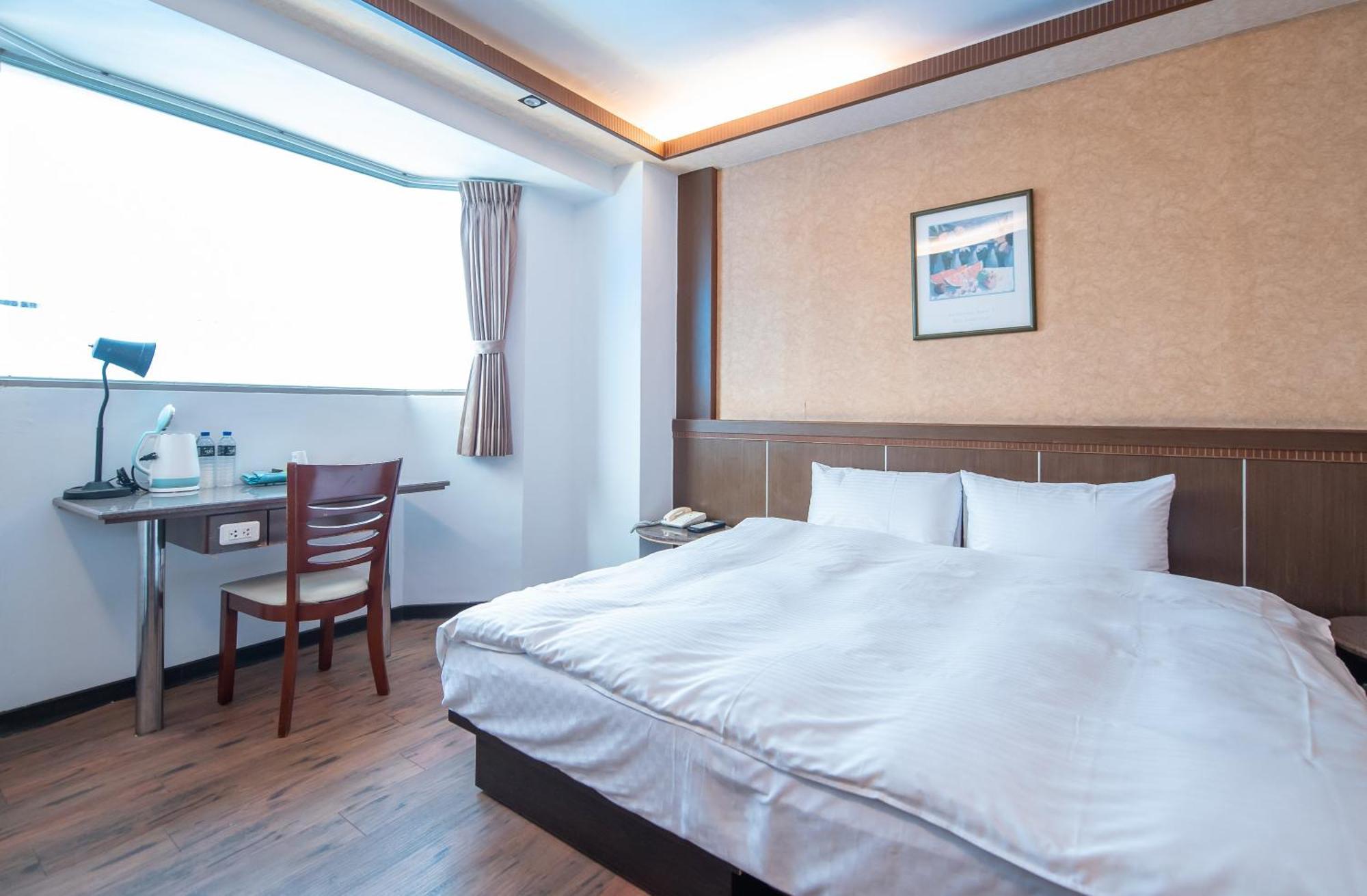 台中灣文旅 T C One Hotel เป่ยถุน ภายนอก รูปภาพ
