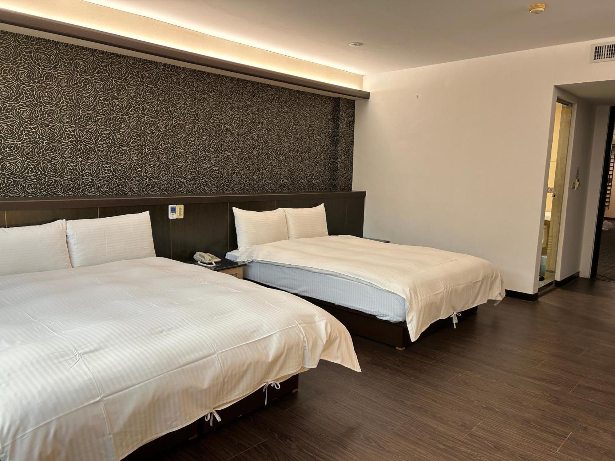 台中灣文旅 T C One Hotel เป่ยถุน ภายนอก รูปภาพ