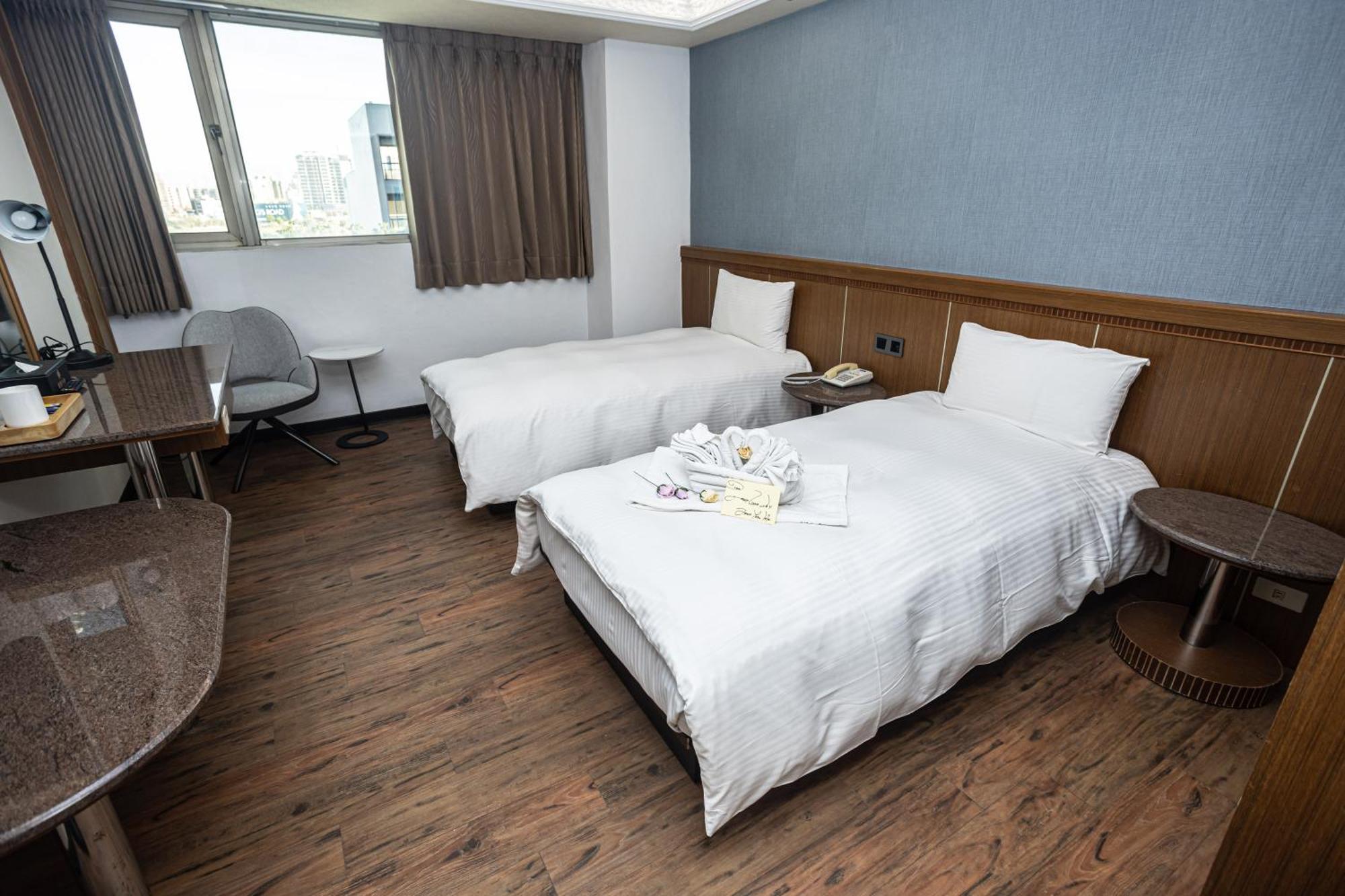 台中灣文旅 T C One Hotel เป่ยถุน ภายนอก รูปภาพ